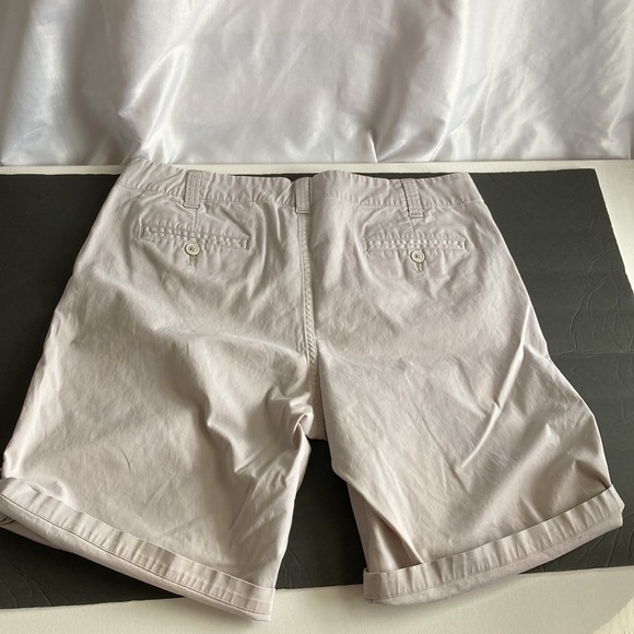 Talbots Roll Up Khaki Shorts Size 12 - Picture 2 of 10